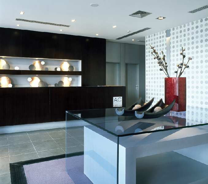 Max Hotel