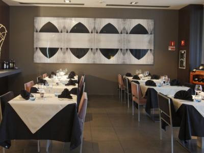 Max Hotel