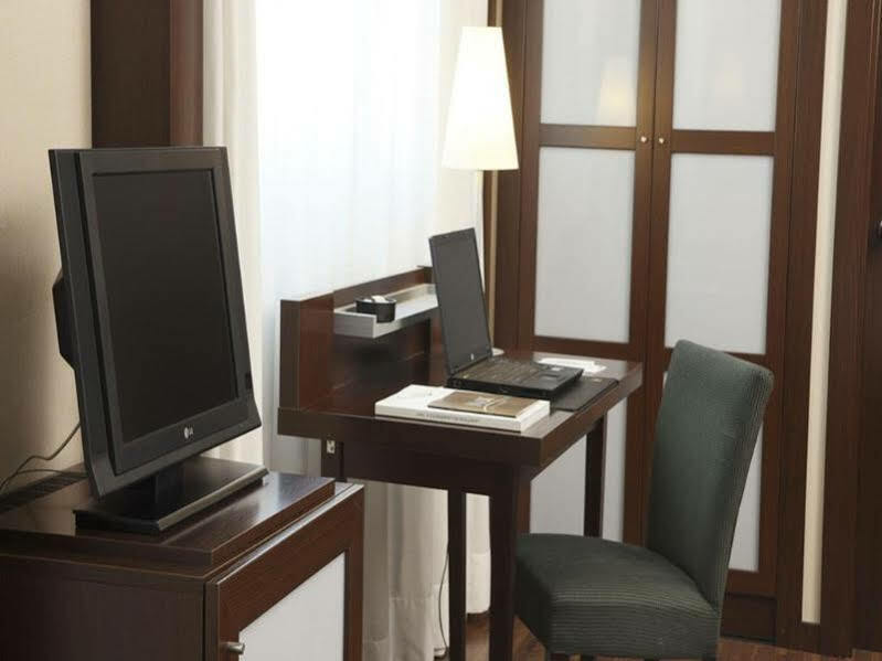 Hotel Max 4*